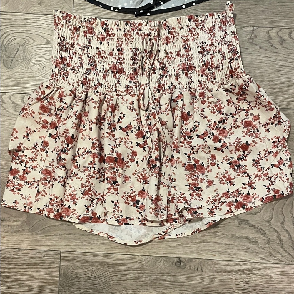 Floral and Polka Dot Skort Set - Picture 2 of 7